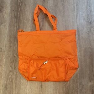 NWOT NEW Baggalini foldable travel tote bag